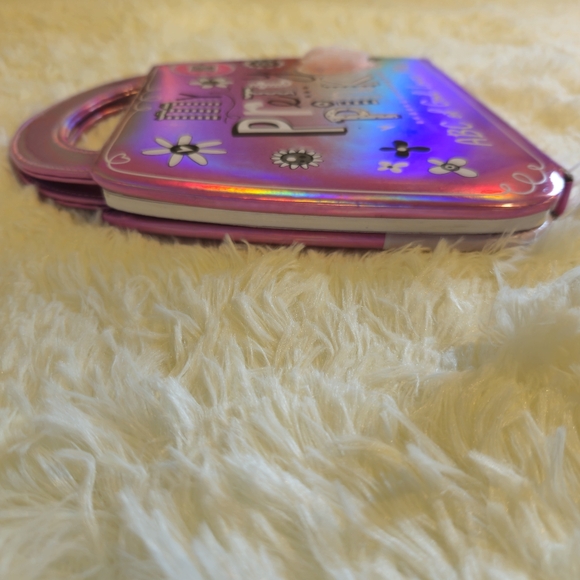 My Pretty Pink Purse ABC of God Loves Me Book. - Picture 4 of 10